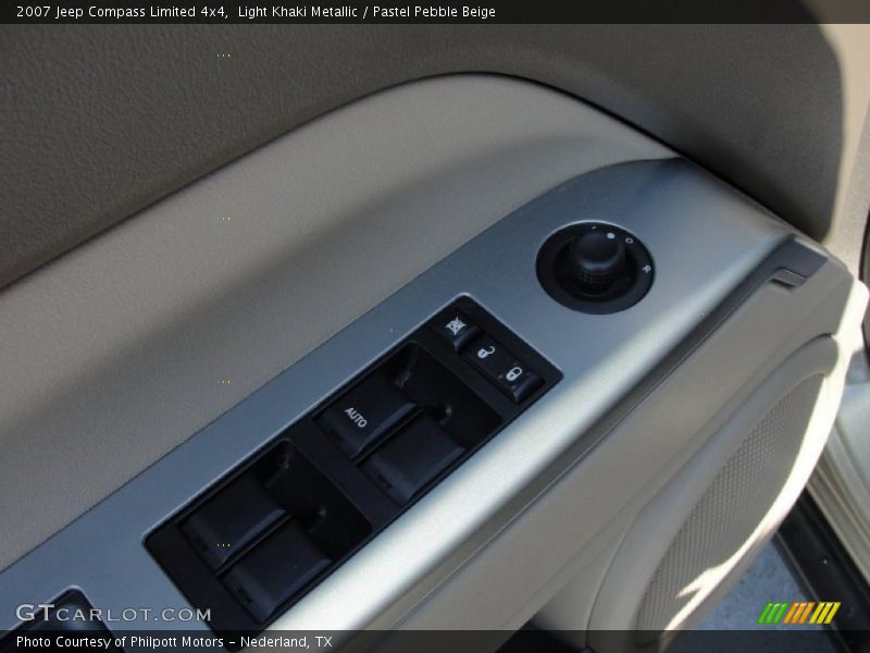 Light Khaki Metallic / Pastel Pebble Beige 2007 Jeep Compass Limited 4x4