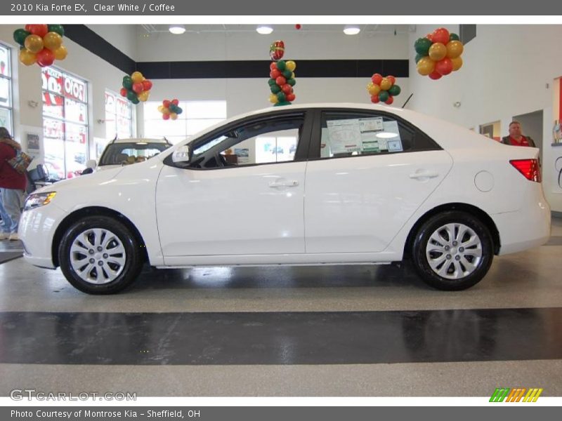 Clear White / Coffee 2010 Kia Forte EX