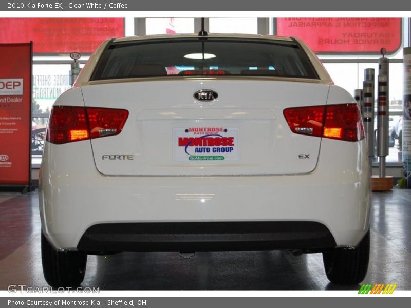 Clear White / Coffee 2010 Kia Forte EX