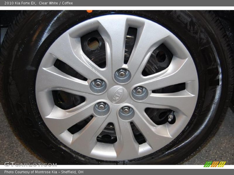 Clear White / Coffee 2010 Kia Forte EX