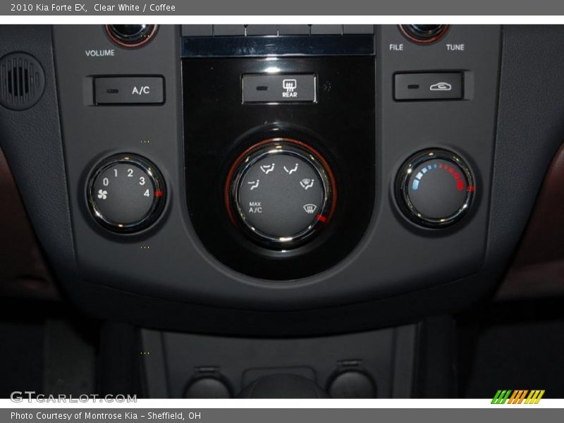 Clear White / Coffee 2010 Kia Forte EX