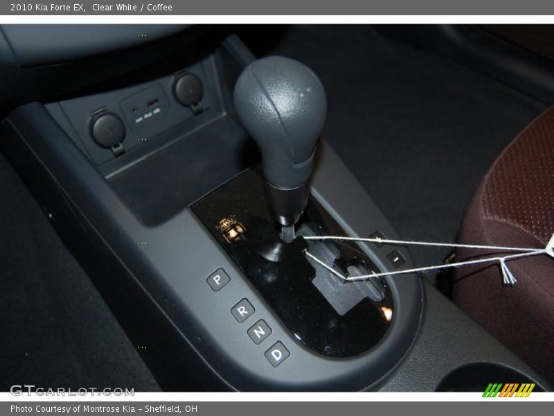 Clear White / Coffee 2010 Kia Forte EX