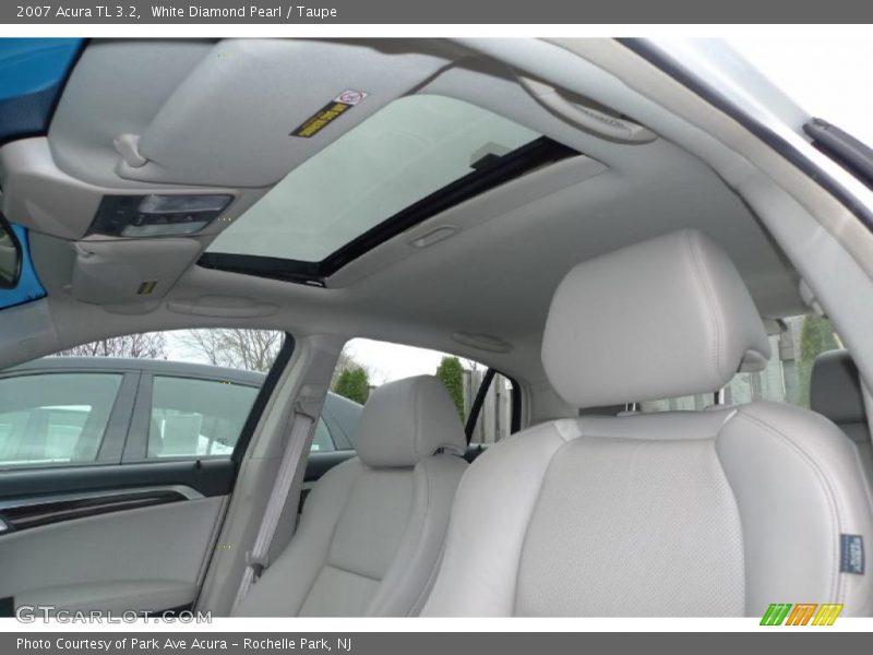 White Diamond Pearl / Taupe 2007 Acura TL 3.2