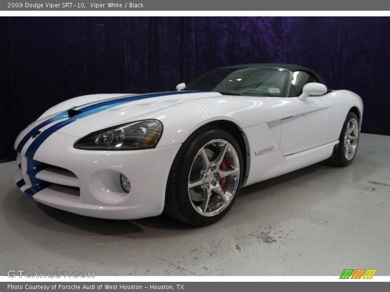 Viper White / Black 2009 Dodge Viper SRT-10