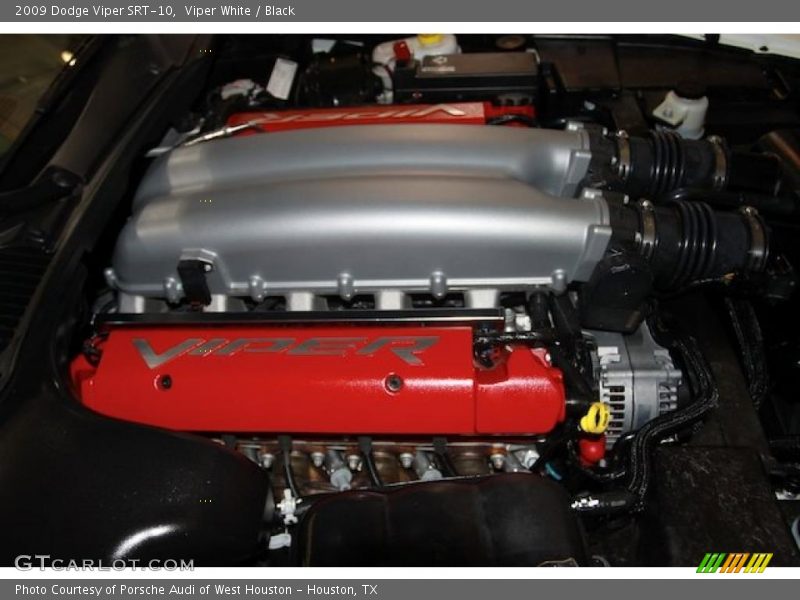 Viper White / Black 2009 Dodge Viper SRT-10