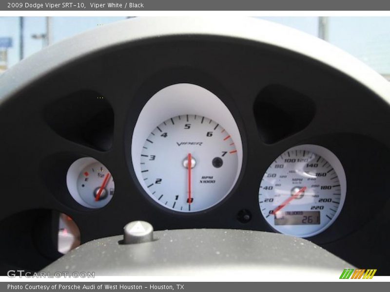 Viper White / Black 2009 Dodge Viper SRT-10