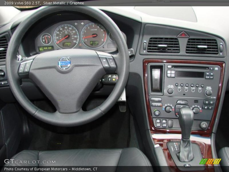 Silver Metallic / Graphite 2009 Volvo S60 2.5T