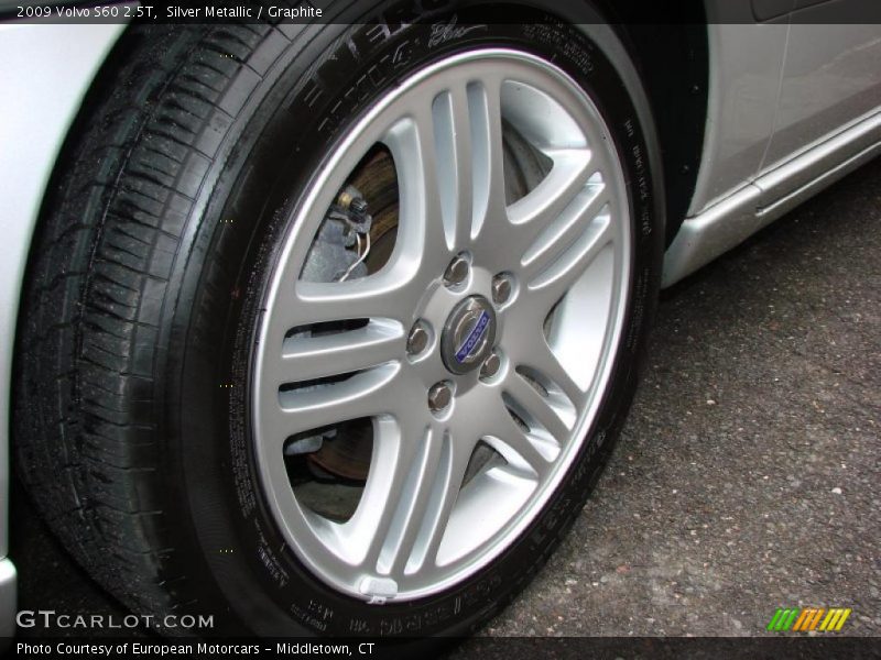 Silver Metallic / Graphite 2009 Volvo S60 2.5T