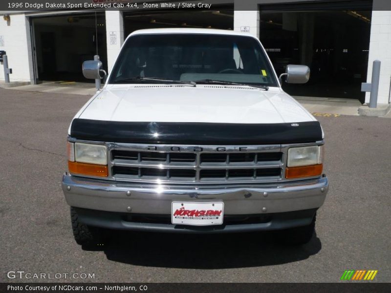 Stone White / Slate Gray 1996 Dodge Dakota Sport Extended Cab 4x4