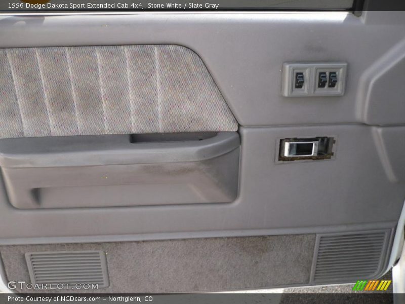 Stone White / Slate Gray 1996 Dodge Dakota Sport Extended Cab 4x4