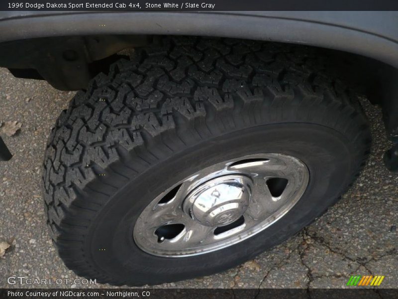 Stone White / Slate Gray 1996 Dodge Dakota Sport Extended Cab 4x4