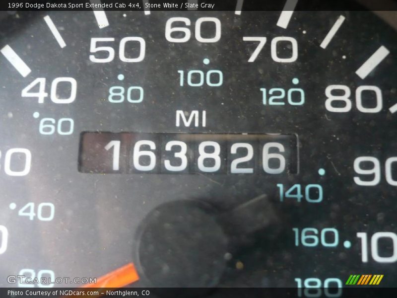 Stone White / Slate Gray 1996 Dodge Dakota Sport Extended Cab 4x4