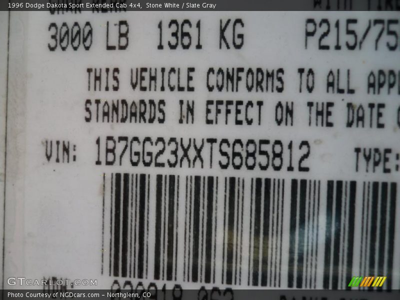 Stone White / Slate Gray 1996 Dodge Dakota Sport Extended Cab 4x4