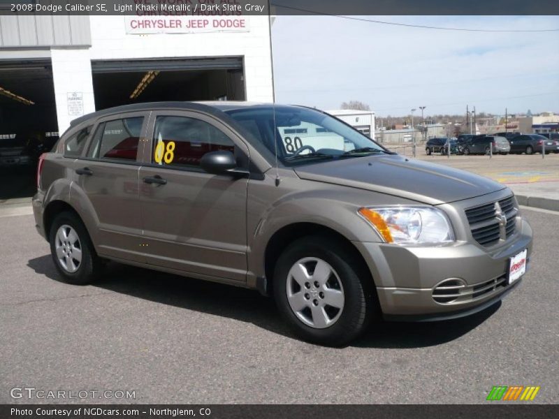 Light Khaki Metallic / Dark Slate Gray 2008 Dodge Caliber SE