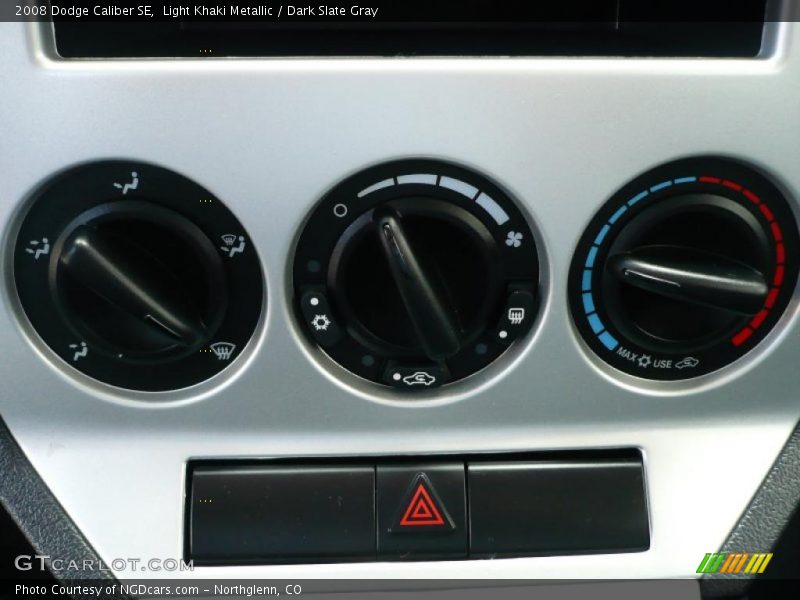 Light Khaki Metallic / Dark Slate Gray 2008 Dodge Caliber SE