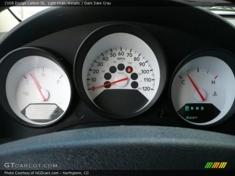 Light Khaki Metallic / Dark Slate Gray 2008 Dodge Caliber SE
