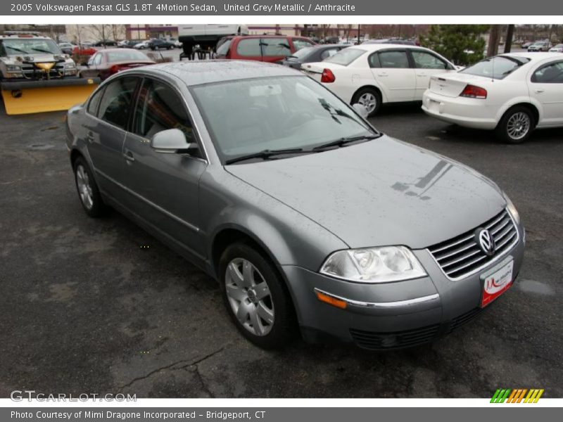 United Grey Metallic / Anthracite 2005 Volkswagen Passat GLS 1.8T 4Motion Sedan