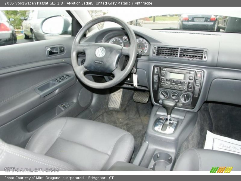 United Grey Metallic / Anthracite 2005 Volkswagen Passat GLS 1.8T 4Motion Sedan