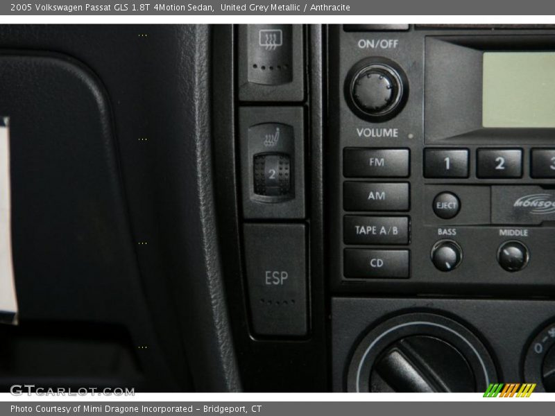 United Grey Metallic / Anthracite 2005 Volkswagen Passat GLS 1.8T 4Motion Sedan
