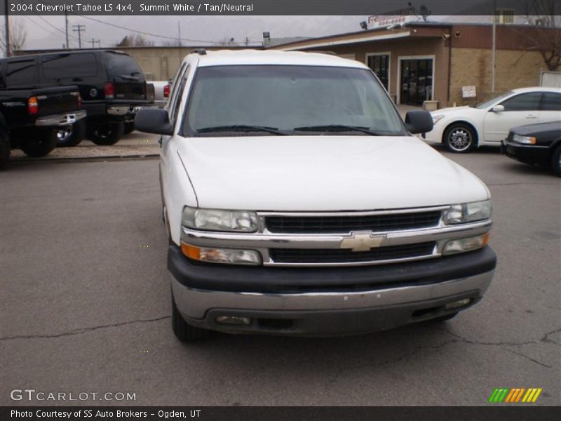 Summit White / Tan/Neutral 2004 Chevrolet Tahoe LS 4x4