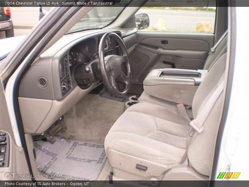 Summit White / Tan/Neutral 2004 Chevrolet Tahoe LS 4x4