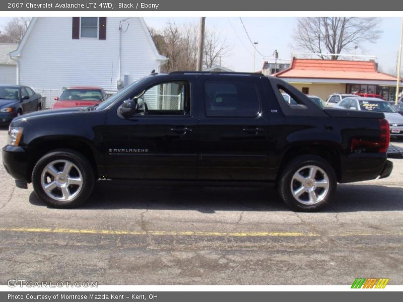 Black / Ebony 2007 Chevrolet Avalanche LTZ 4WD