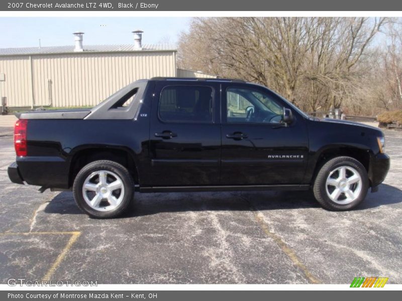 Black / Ebony 2007 Chevrolet Avalanche LTZ 4WD
