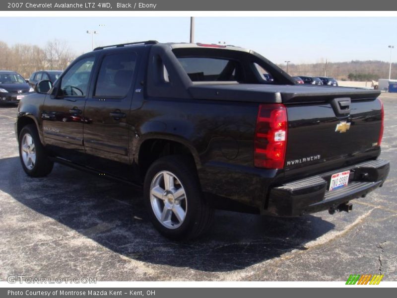 Black / Ebony 2007 Chevrolet Avalanche LTZ 4WD