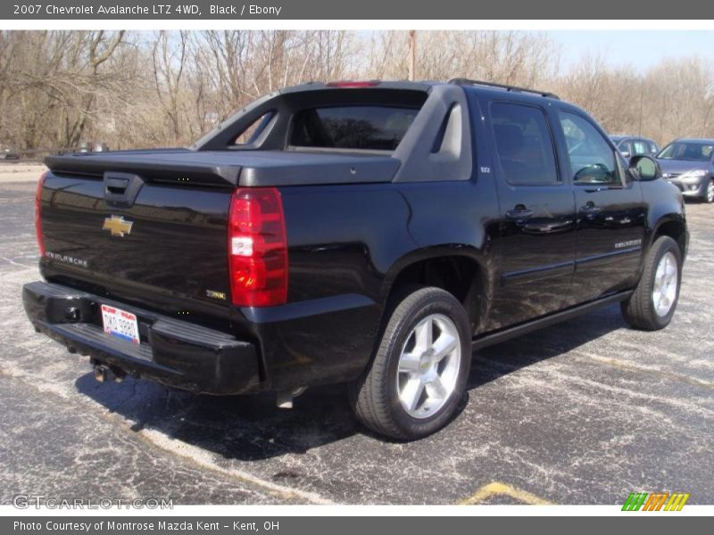 Black / Ebony 2007 Chevrolet Avalanche LTZ 4WD