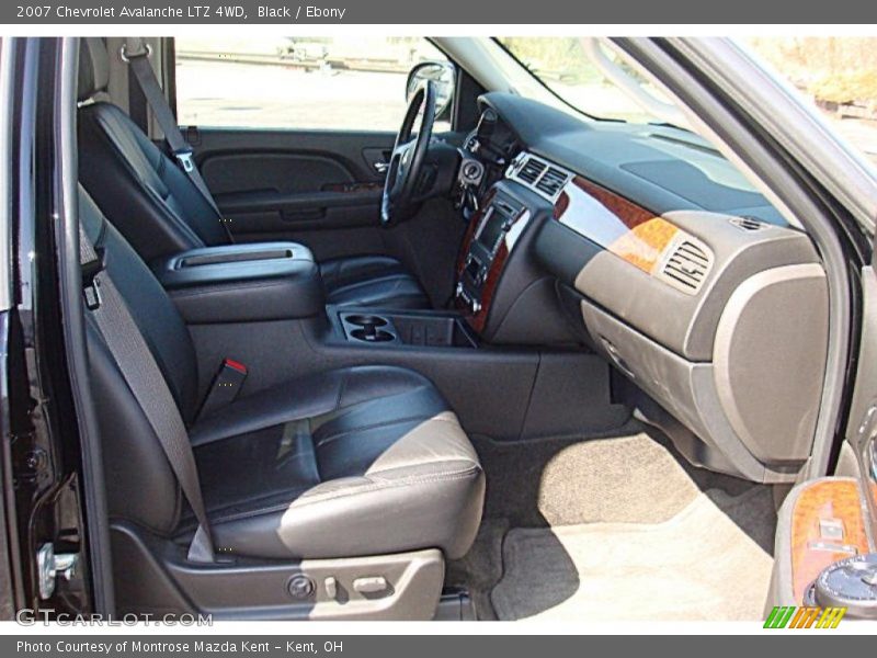 Black / Ebony 2007 Chevrolet Avalanche LTZ 4WD