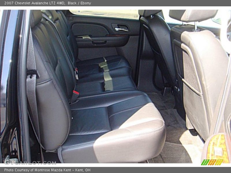 Black / Ebony 2007 Chevrolet Avalanche LTZ 4WD