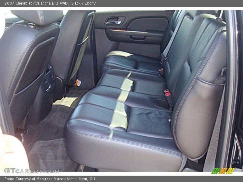 Black / Ebony 2007 Chevrolet Avalanche LTZ 4WD