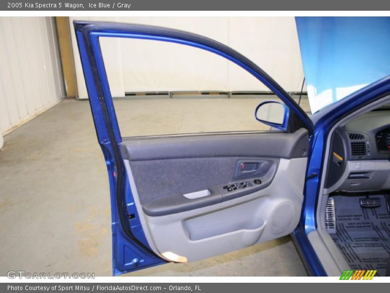 Ice Blue / Gray 2005 Kia Spectra 5 Wagon