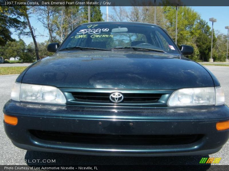 Dark Emerald Pearl Green Metallic / Gray 1997 Toyota Corolla