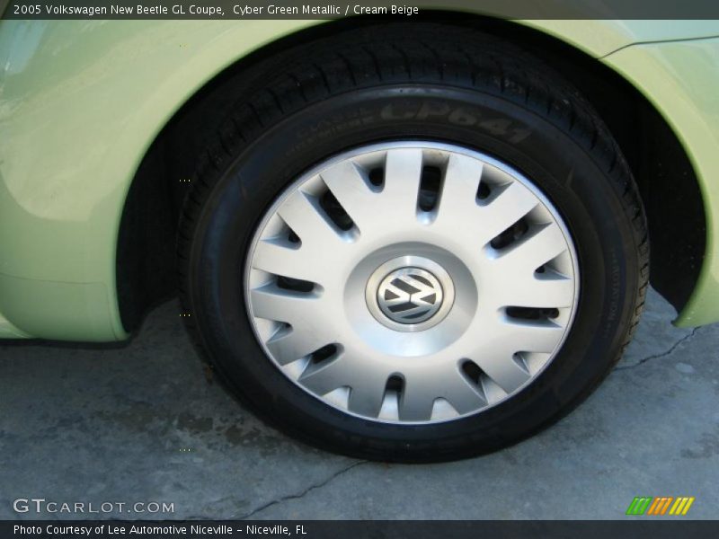 Cyber Green Metallic / Cream Beige 2005 Volkswagen New Beetle GL Coupe