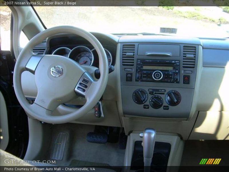 Super Black / Beige 2007 Nissan Versa SL