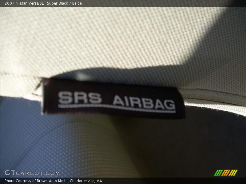 Super Black / Beige 2007 Nissan Versa SL