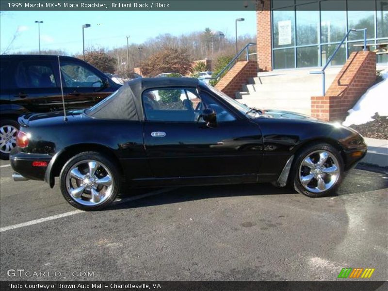 Brilliant Black / Black 1995 Mazda MX-5 Miata Roadster