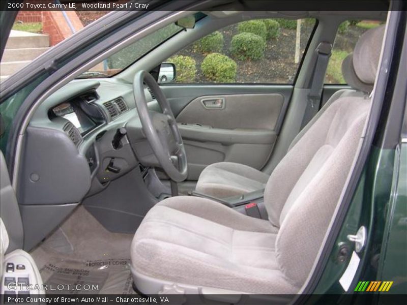 Woodland Pearl / Gray 2000 Toyota Camry LE