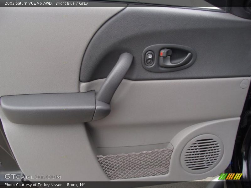 Bright Blue / Gray 2003 Saturn VUE V6 AWD