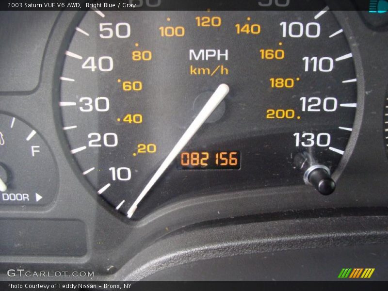 Bright Blue / Gray 2003 Saturn VUE V6 AWD