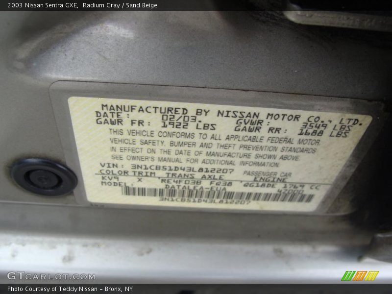 Radium Gray / Sand Beige 2003 Nissan Sentra GXE