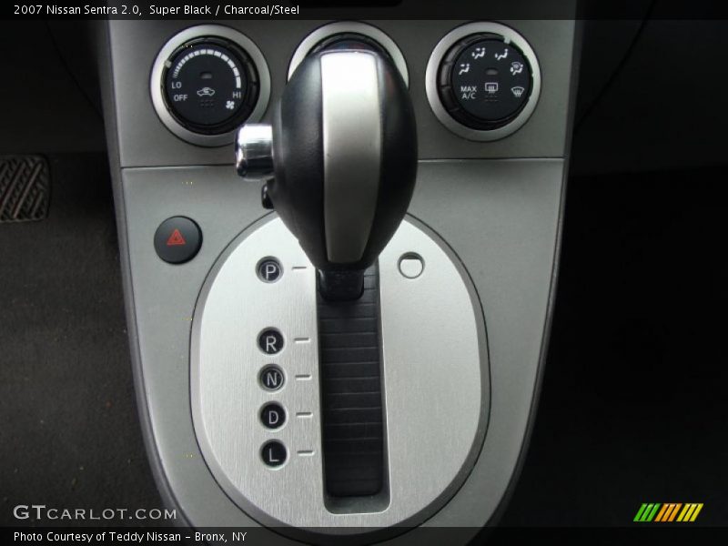 Super Black / Charcoal/Steel 2007 Nissan Sentra 2.0