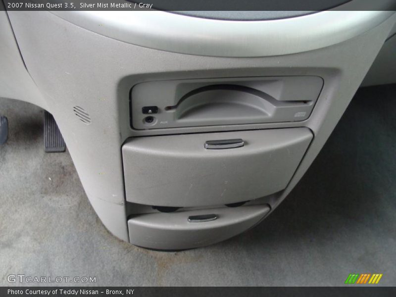 Silver Mist Metallic / Gray 2007 Nissan Quest 3.5