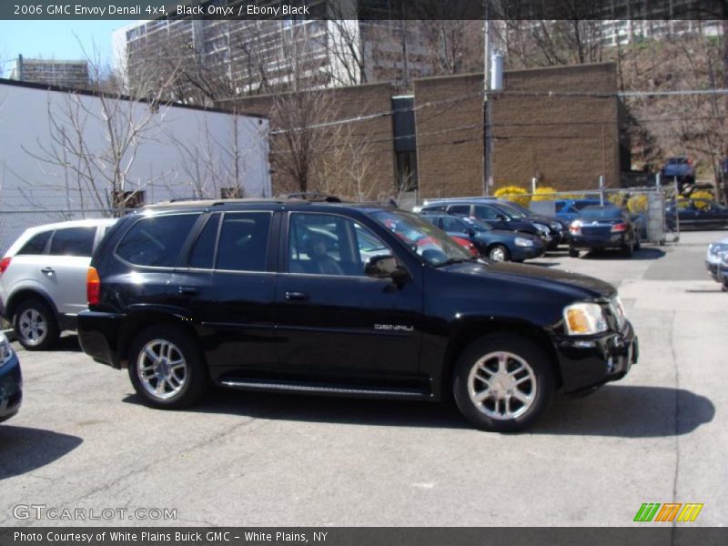 Black Onyx / Ebony Black 2006 GMC Envoy Denali 4x4