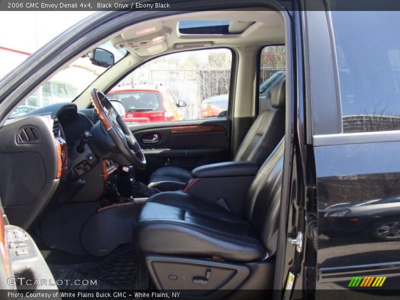 Black Onyx / Ebony Black 2006 GMC Envoy Denali 4x4