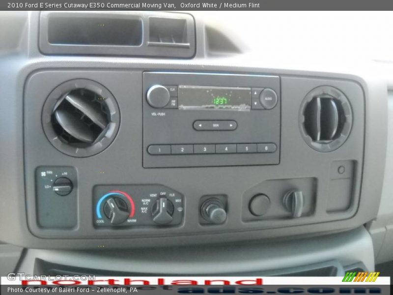 Oxford White / Medium Flint 2010 Ford E Series Cutaway E350 Commercial Moving Van