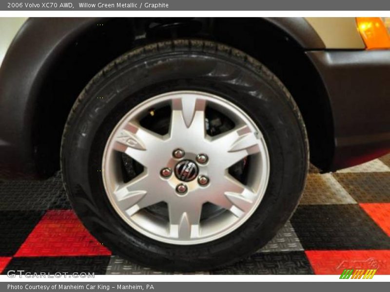 Willow Green Metallic / Graphite 2006 Volvo XC70 AWD