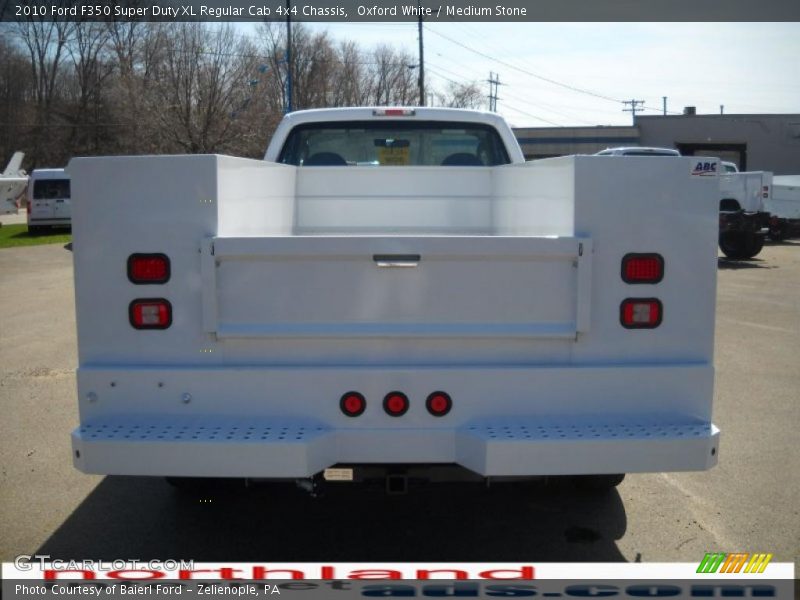 Oxford White / Medium Stone 2010 Ford F350 Super Duty XL Regular Cab 4x4 Chassis