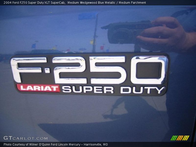 Medium Wedgewood Blue Metallic / Medium Parchment 2004 Ford F250 Super Duty XLT SuperCab